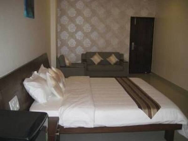 YES Rooms Electronic City Phase 1, Bangalore 1
